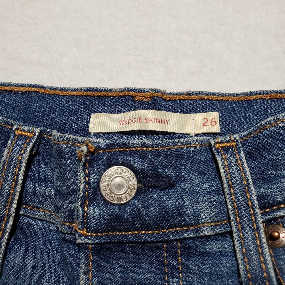 Levis Premium Womens 26 Blue Denim Jeans Wedgie Skinny Distressed Button Fly - Picture 3 of 14